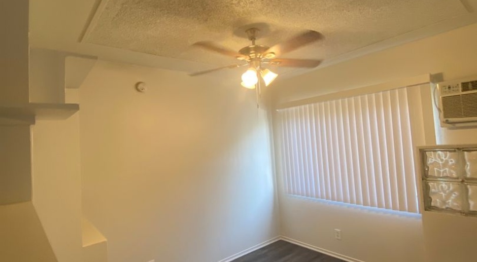 Cozy, spacious studio located in Van Nuys! Move-in ready!!