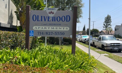 Apartments Near Career Networks Institute Olivewood Apartments for Career Networks Institute Students in Orange, CA
