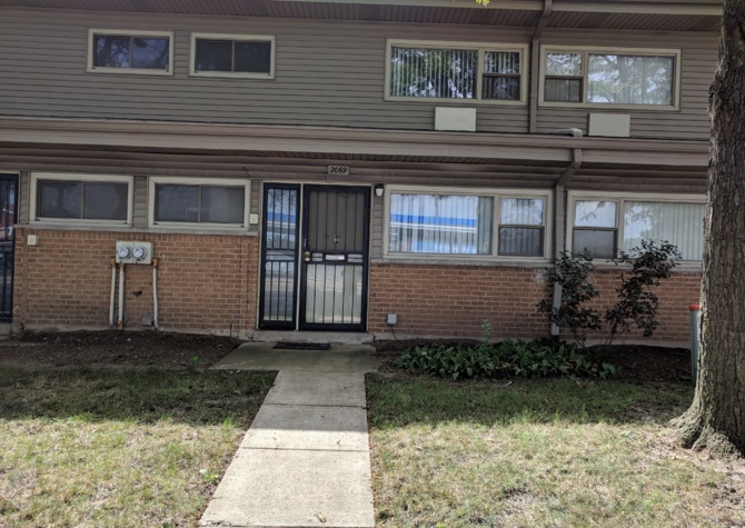 Houses Near 2 Bedroom Townhome Available May 9th