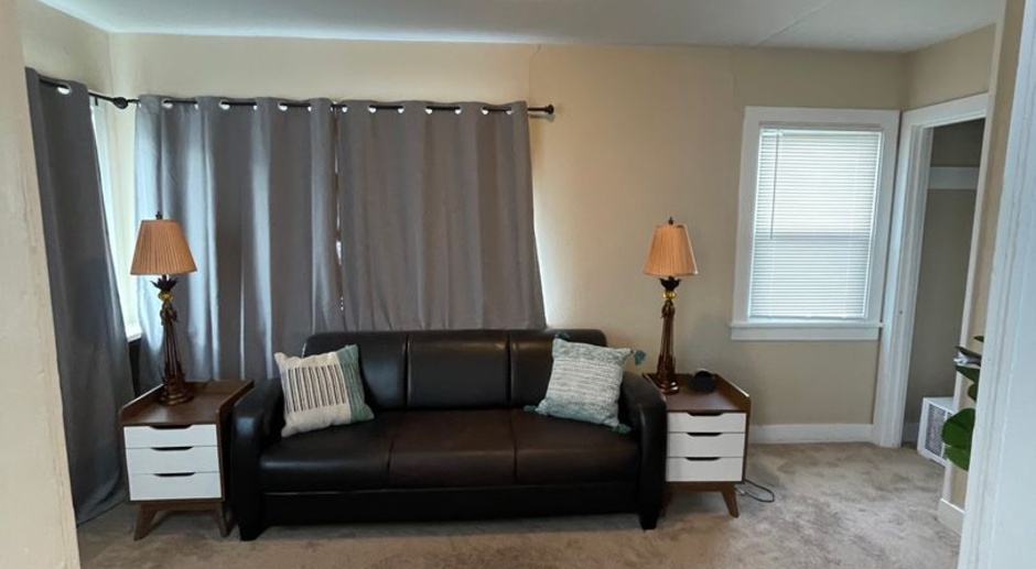 $250 Move In Special! Small Pet Friendly! 1 Bedroom with a Small Office 