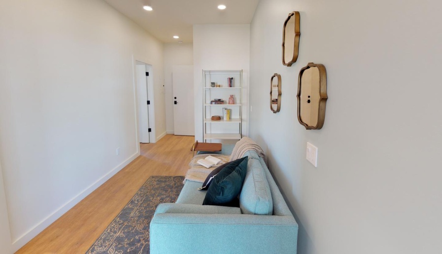 Stunning Mission Dolores apartment with yard/patio