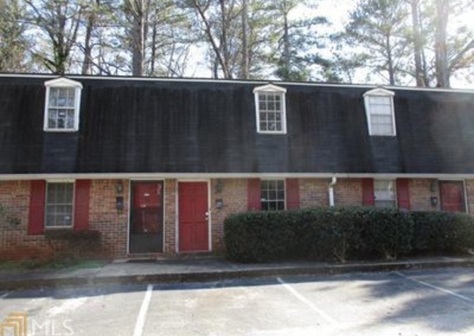 Houses Near Spring Special $300 Off 1st Month's Rent! Amazing 2 Bed/1.5 Bath Townhome Available! 