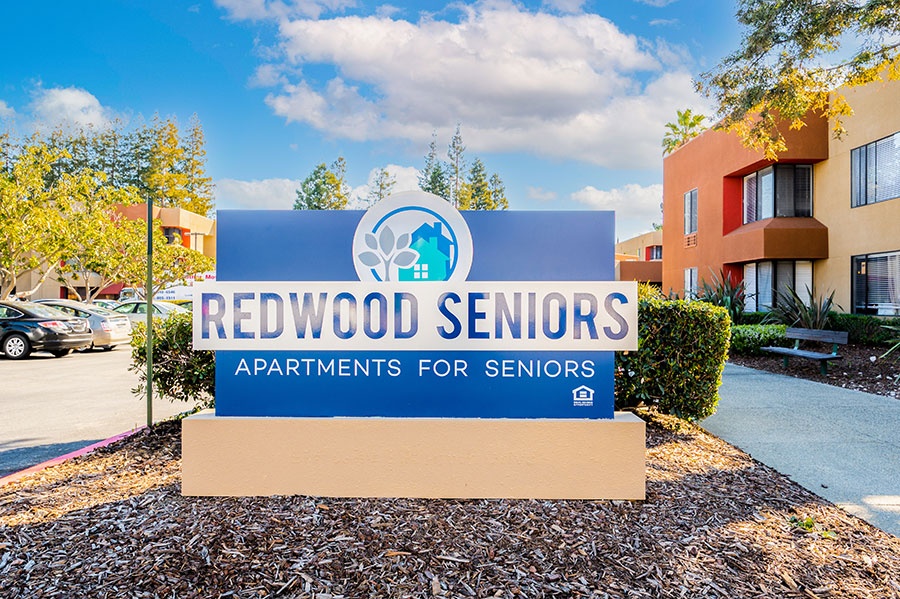 Redwood Seniors Apartments 