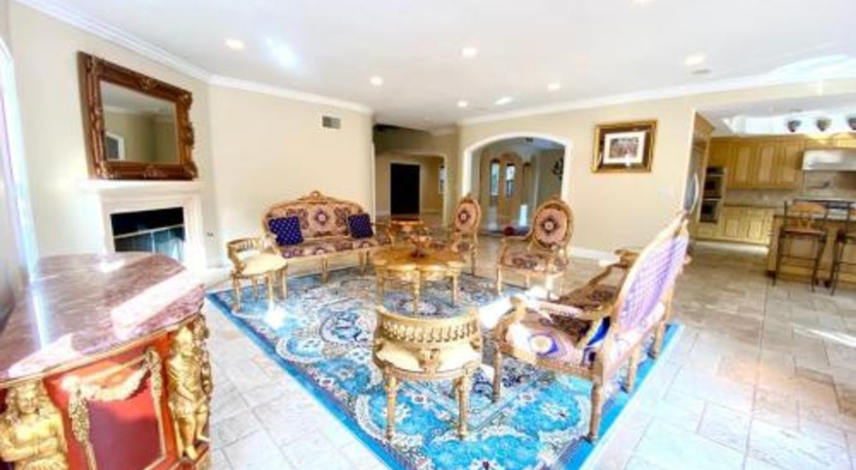 Furnished luxury master piece big family house. Gustavo Lopez AMSI