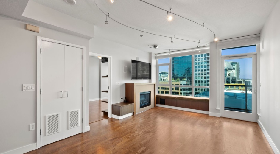 Stunning Legend Condo with Huge Patio Looking into Home Plate!