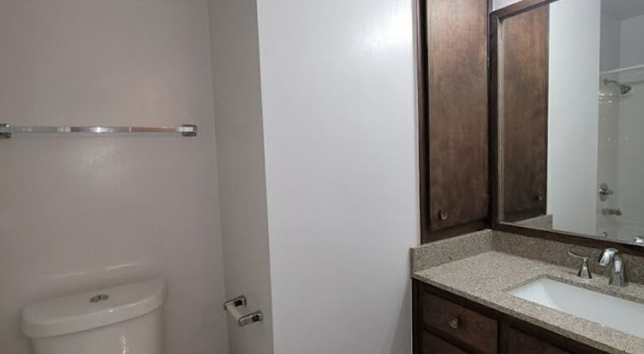 Pre-Lease - Beautiful 3 Bedroom 2 1/2 Bath in the Orange Tree Condominiums -$2850