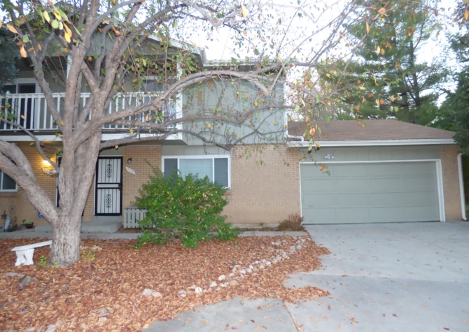Houses Near Spacious 2BR/2.5BA in Lakewood! AVAIL 06/15