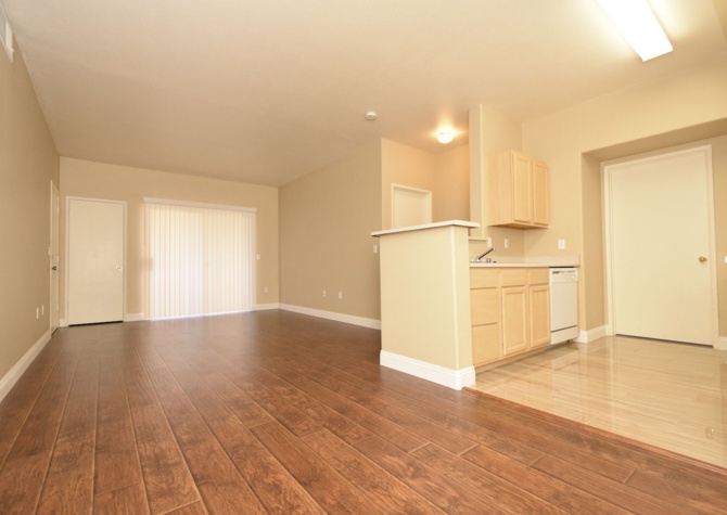 Apartments Near Lovely 2 Bed, 2 Bath Condo At South gate!