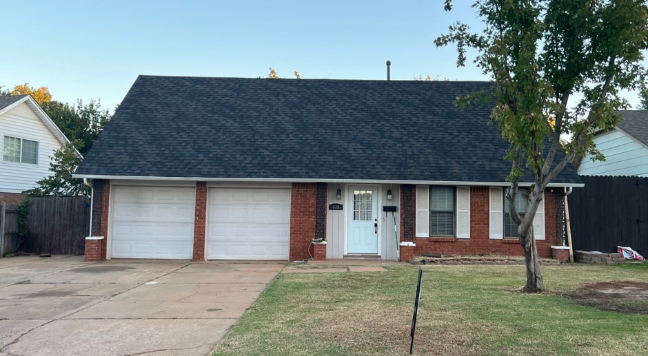 Cozy 4 bed, 1.5bath in Edmond Now Available! 