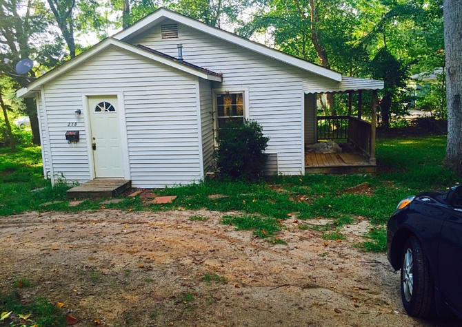 Houses Near Cute 2BR/1BA home in Greenville for $850/month