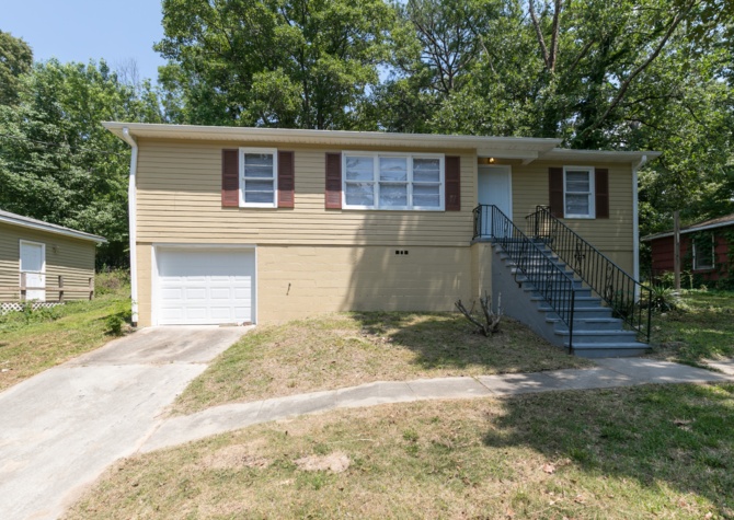 Houses Near 1325 5th Place NW, Center Point, AL 35215