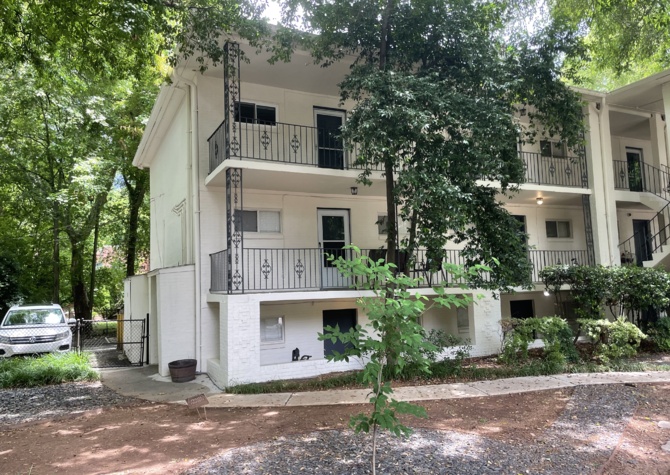 Houses Near Fabulous updated 1 BR/1 BA condo in prime midtown location!