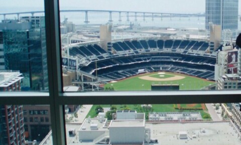 Houses Near SDSU Luxurious 2 Bedroom / 2 Bath 25th story condo with 2 parking spaces***Unbelievable Views of Petco Park*** for San Diego State University Students in San Diego, CA