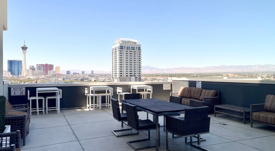 SHORT/LONG TERM FURNISHED LOFT STYLE CONDO IN DOWNTOWN LAS VEGAS!