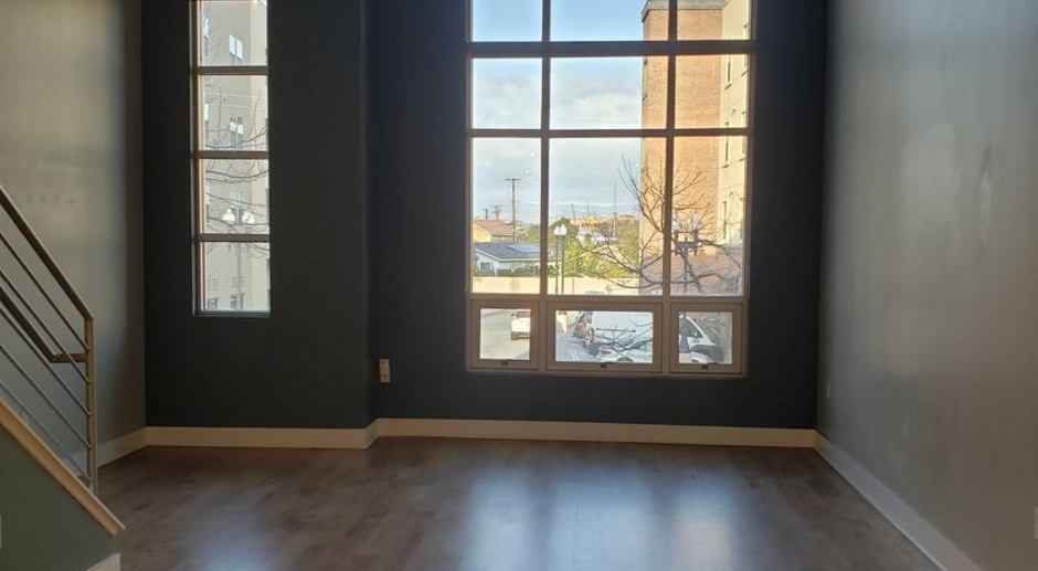 OPEN HOUSE:  Tuesday, May 7, 4PM to 6PM! Amazing LIVE | WORK LOFT