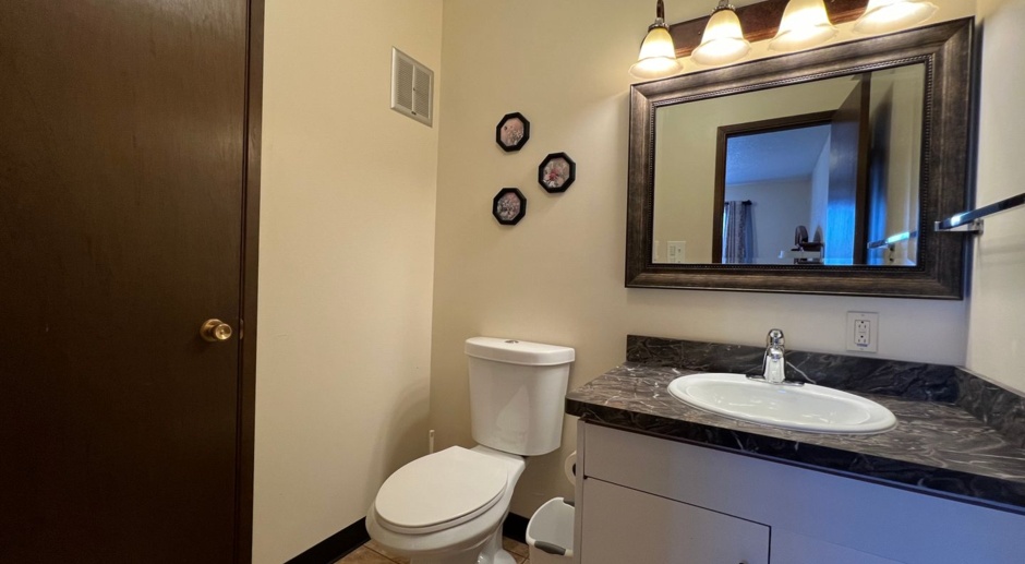 Furnished Month to Month Corporate Short Term Extended Stay Apartment