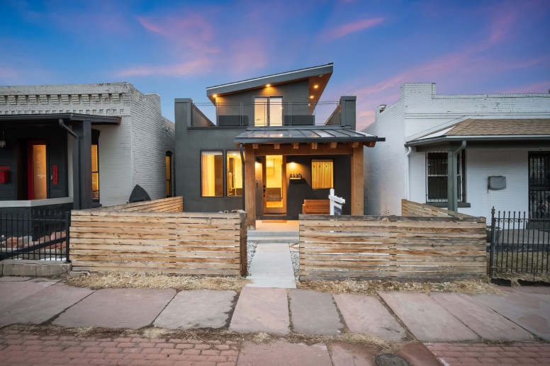 LUX 3BD, 2.5BA LoHi Home with Theater Room and Rooftop Deck