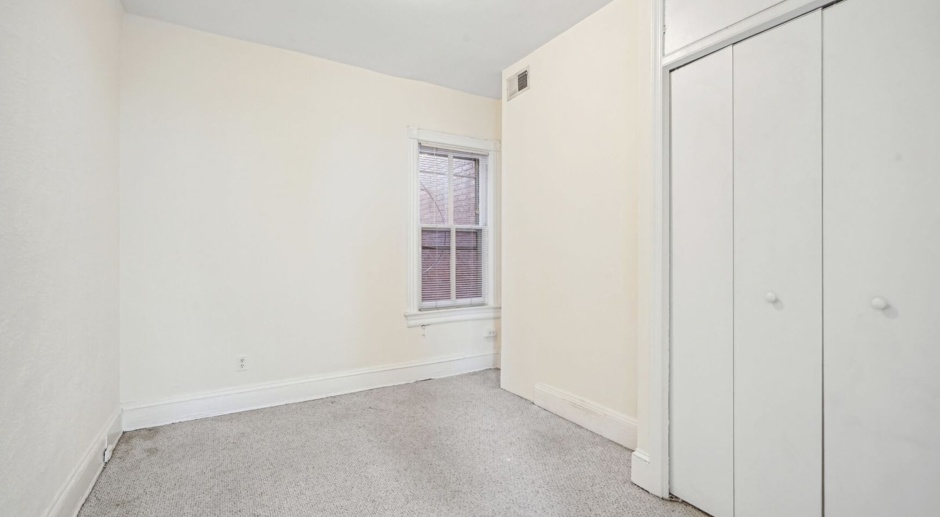 3 bedroom, 1.5 bathrooms historic DC townhouse ideally located just 4 blocks from the U St metro