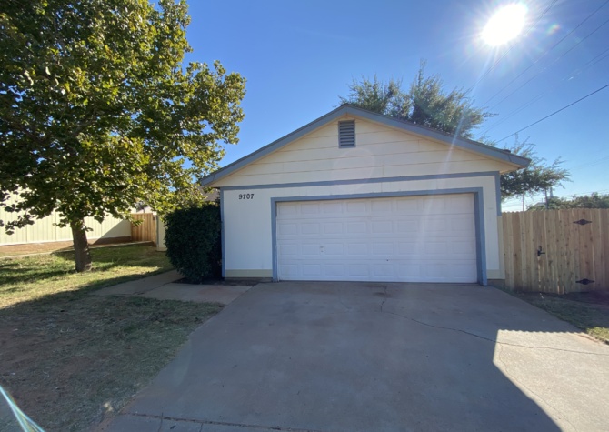 Houses Near Fully remodeled 3/2/2 home in SW Lubbock