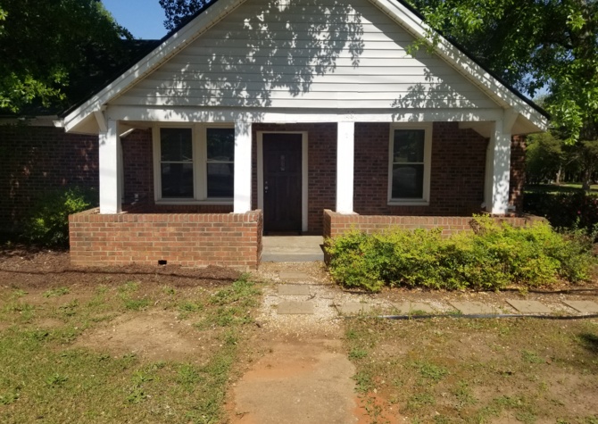Houses Near Large Newly Renovated 4bd 2ba Brick Home $1850 a month
