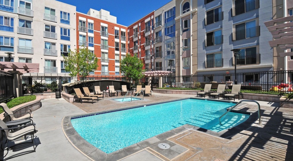 Fully Furnished and Highly Upgraded Corporate, Vacation or Long-term Gaslamp Quarter 1 Bedroom!