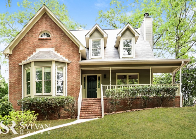Houses Near Beautiful 4BR 2.5BA home is ready for new residents.