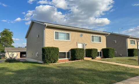 Apartments Near USF 4904 S Baha Ave for University of Sioux Falls Students in Sioux Falls, SD