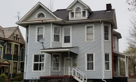 Apartments Near New Castle 137 E Wallace Ave Apt 4 for New Castle Students in New Castle, PA