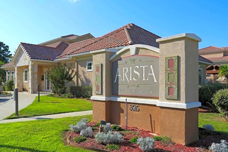 Arista Apartments