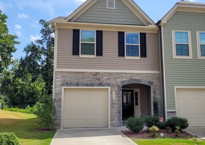 Houses Near 1315 Garden Stone, Raleigh: Open layout! End Unit!