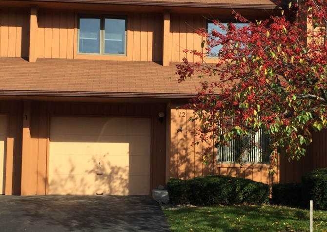 Houses Near 3 Bedroom Townhouse Available For Immediate Occupancy