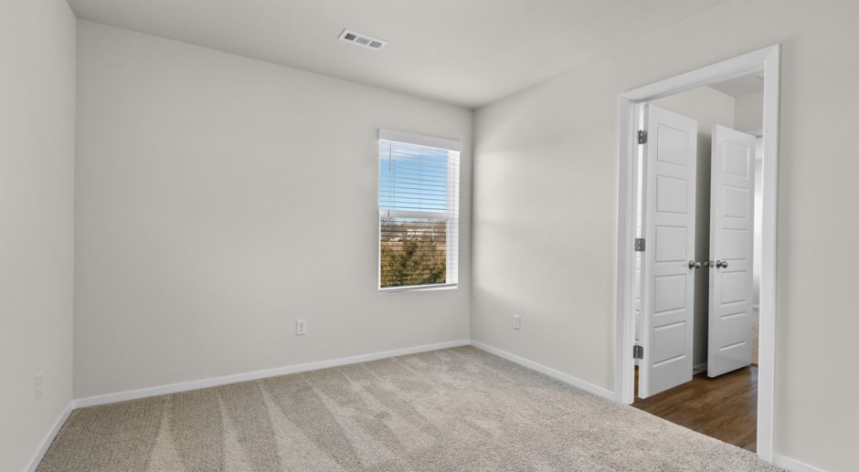 Brand New Home Just Minutes from the U of A!