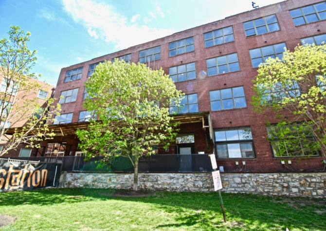 Apartments Near Beautifully Renovated Historic Lofts in the heart of the River Market