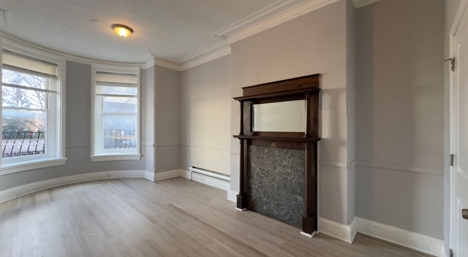 For Rent: Urban Luxury at 914 N. Charles St – Your City Lifestyle Awaits!