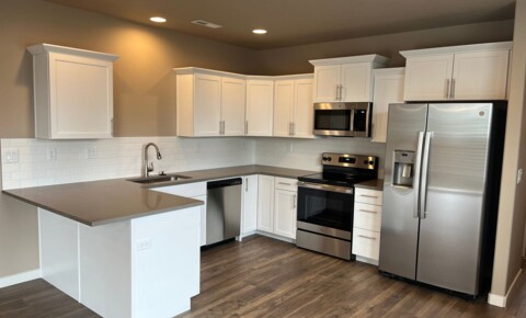 Apartments Near COCC 242 for Central Oregon Community College Students in Bend, OR