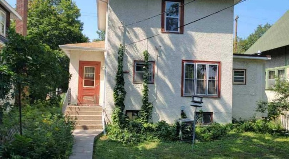 Rare minneapolis home for lease! Dont miss out!