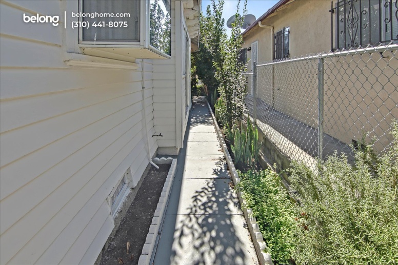 135 South Dillon Street, Los Angeles, Ca 90057
