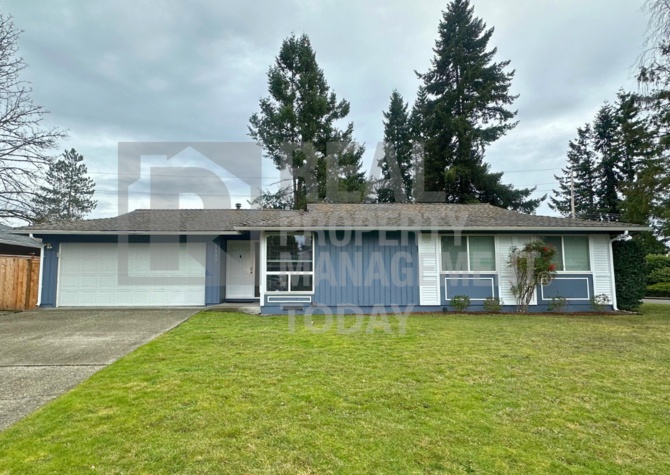 Houses Near Newly remodeled home in a great location in Renton!