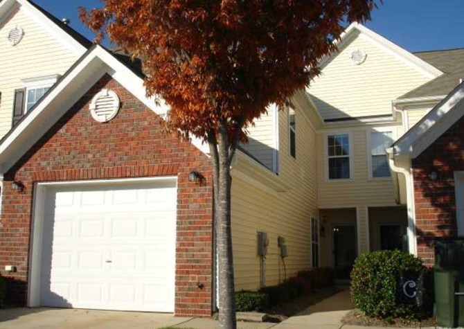Houses Near Townhome in Wakefield area for rent!