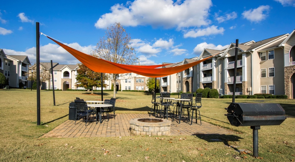 The Promenade at Boiling Springs Apartments