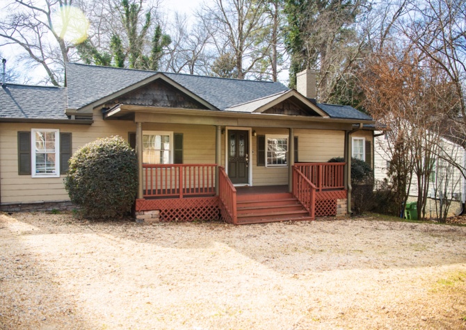 Houses Near Spacious, Updated 3/2 Now Available in East Lake.