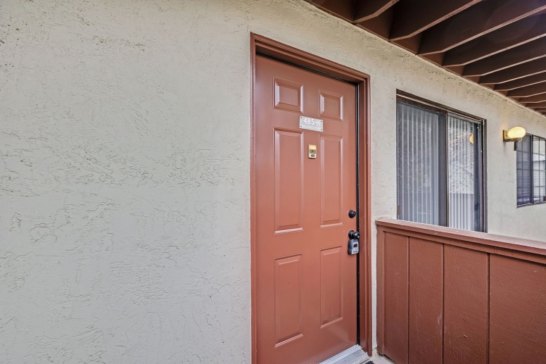 Spacious and fully remodeled 3 bedroom and 2 bathroom