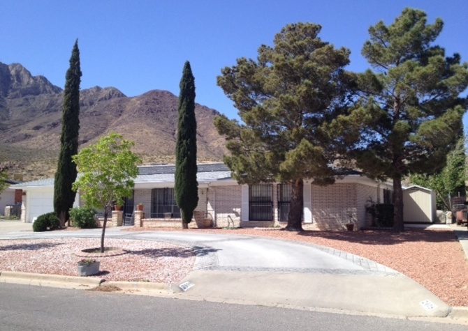 Houses Near Mountain Park 5bed/3bath with Pool and Views!