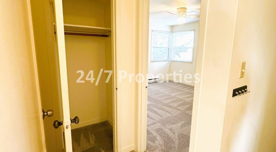 Updated 1BD I 1BA Spacious Apartment SW Portland! 
