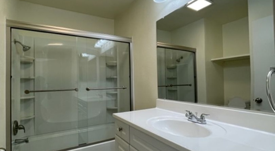 1 Bedroom-1 Bathroom Single Story Condo at in La Mesa 