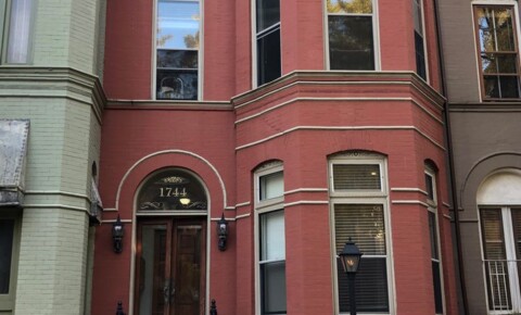 Apartments Near Columbia Institute 1593 - Blankespoor for Columbia Institute Students in Silver Spring, MD
