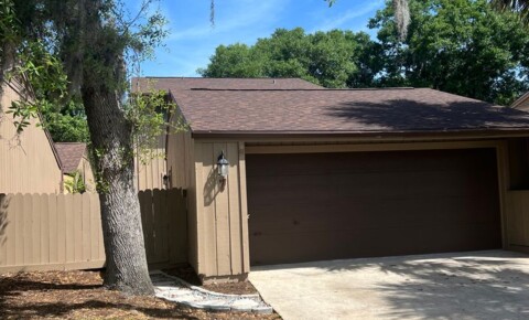 Houses Near Embry-Riddle Come See this Detached Single-Family home in the Trails Today! for Embry-Riddle Aeronautical University Students in Daytona Beach, FL