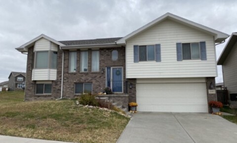 Apartments Near Southeast Community College Area Large, spacious 4bedroom & 3bath house! for Southeast Community College Area Students in Lincoln, NE
