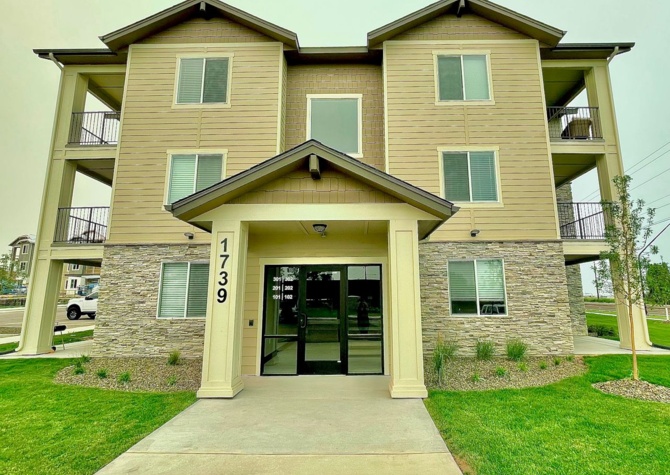 Houses Near South Ridge Apts~Never-Lived-In Luxury Apartment w/ Modern Amenities!