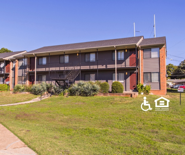 Chickasaw Place Apartments